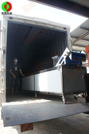 氣泡洗菜機專車發貨交付經銷客戶!