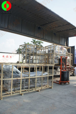 某地經銷商定購的無損洗菜機、氣泡洗菜機及渦流清洗線由兩部專車發貨！