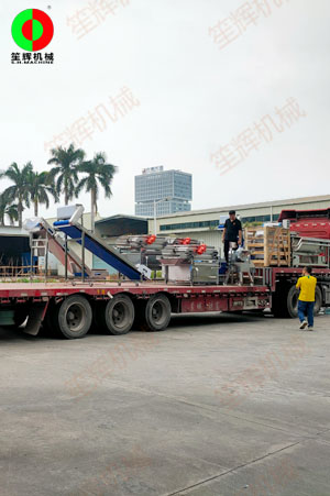 江西葉小姐凈菜加工及根莖加工生產線裝車按時交付客戶！